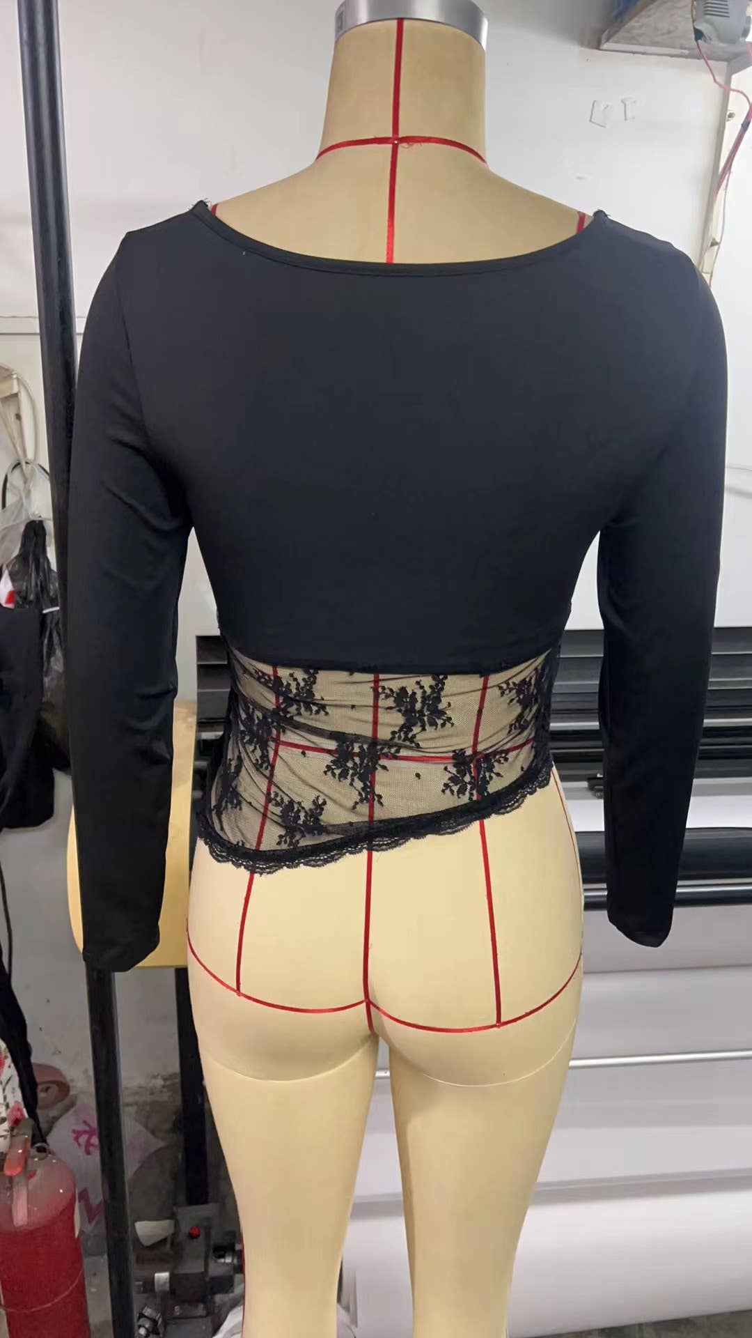 Solid color lace patchwork sexy crop top