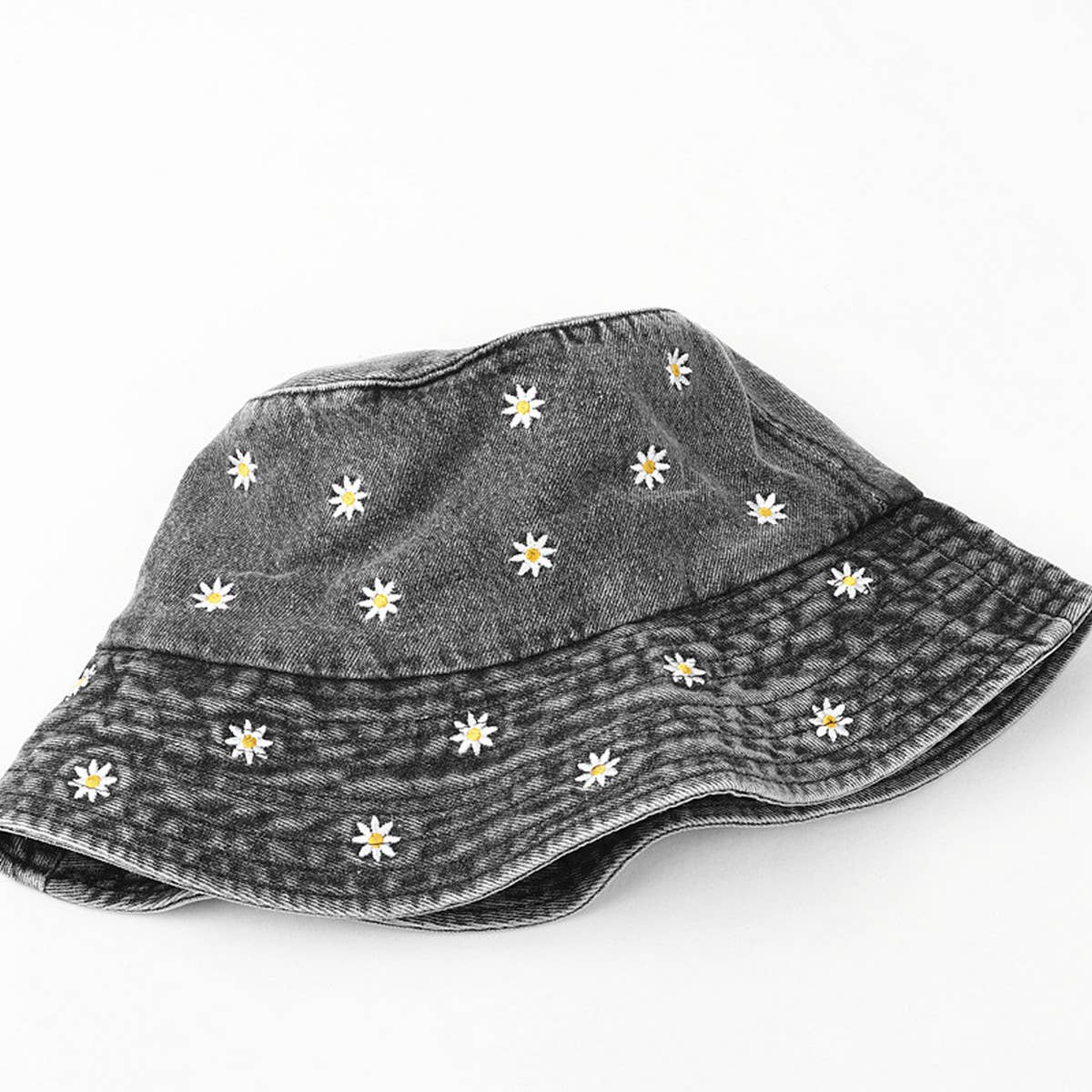 DENIM CHRYSANTHEMUM EMBROIDERED BUCKET HAT_CWAH1142