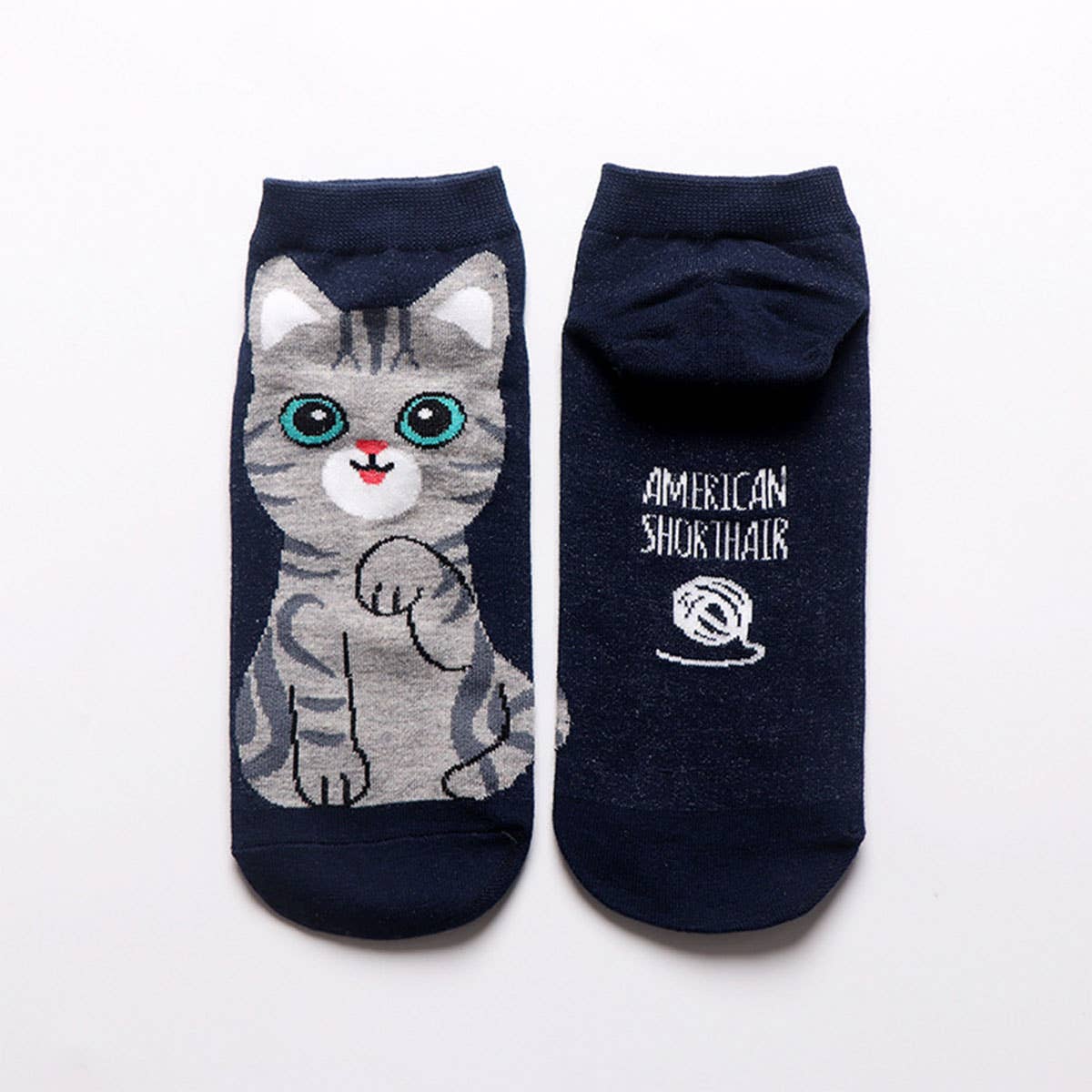 CUTE CAT PATTERN ANKLE SOCKS