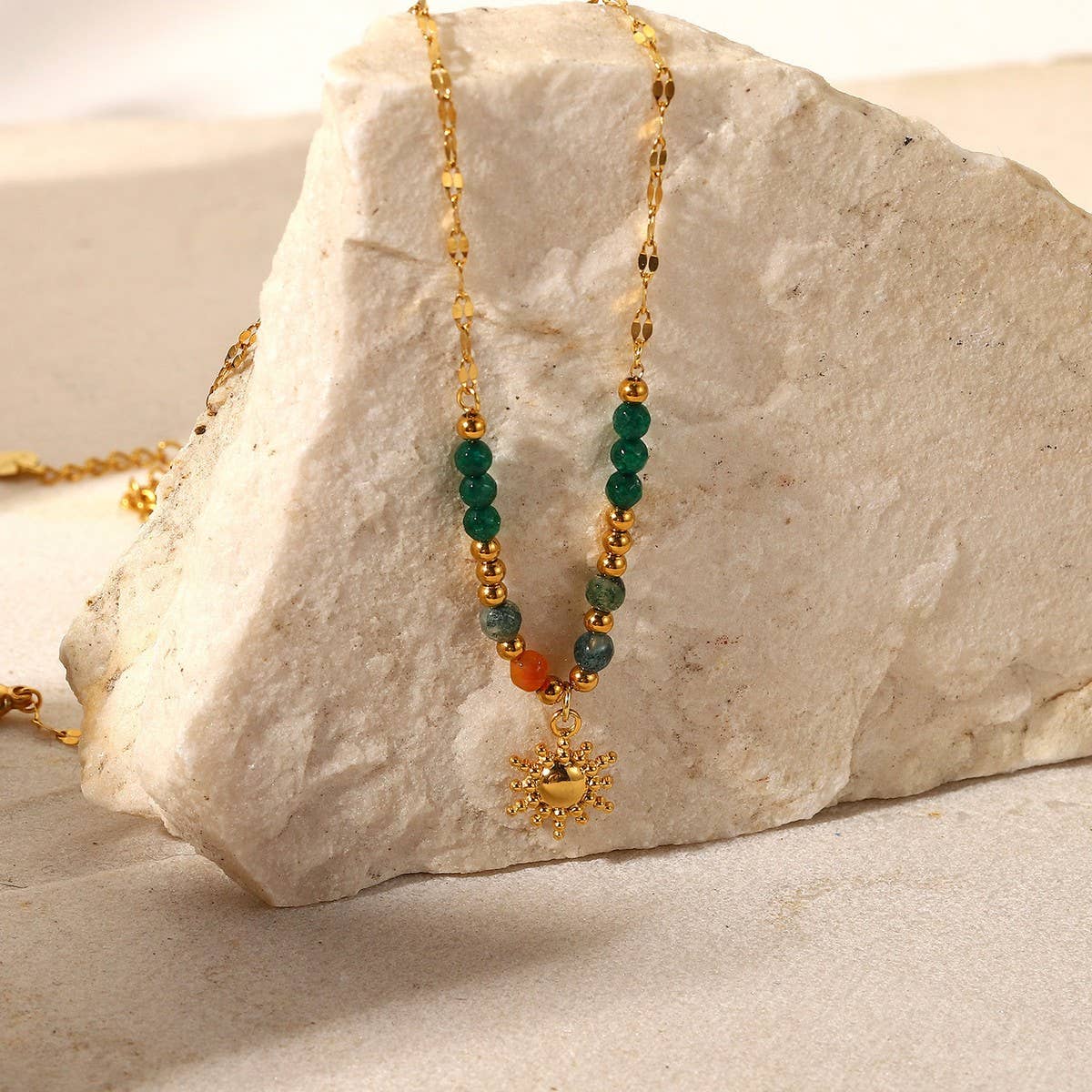 NEW FASHIONABLE NATURAL STONE PENDANT NECKLACE