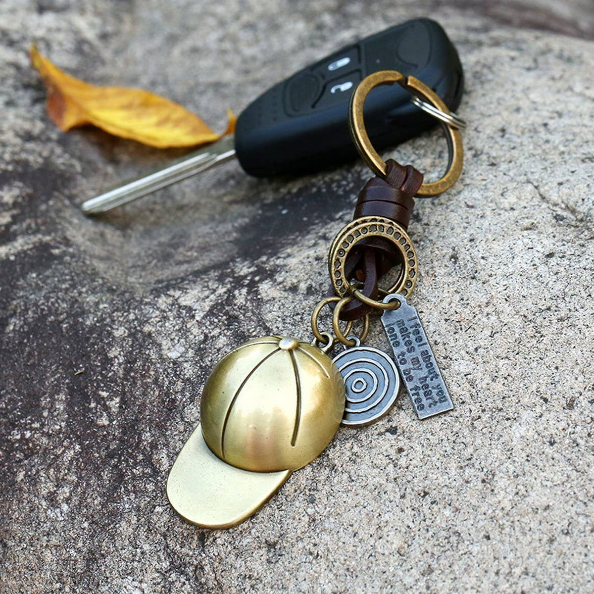 VINTAGE BASEBALL CAP COWHIDE KEYCHAIN