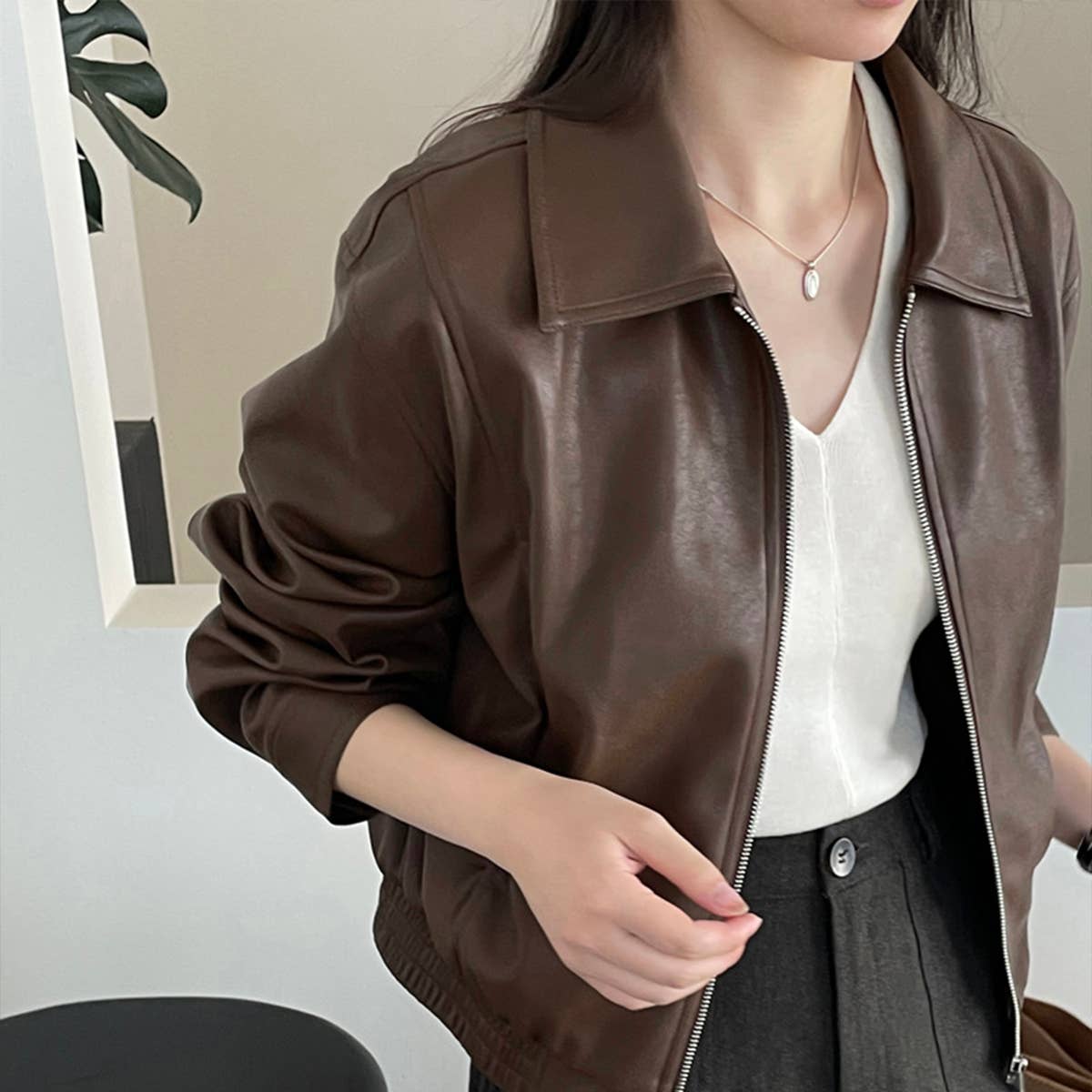 Vintage motorcycle zipper leather jacket