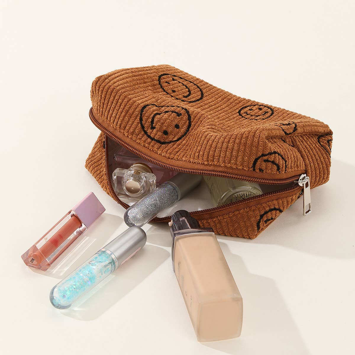 SIMPLE SMILING FACE MEDIUM COSMETIC BAG_CWAB1035