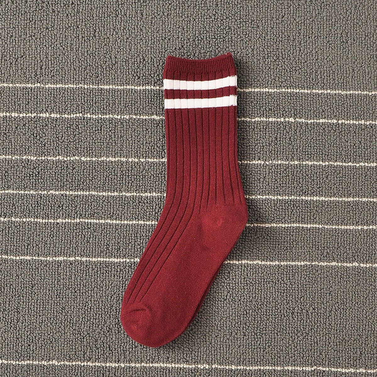 WO-STRIPED PREPPY MID-LENGTH SOCKS
