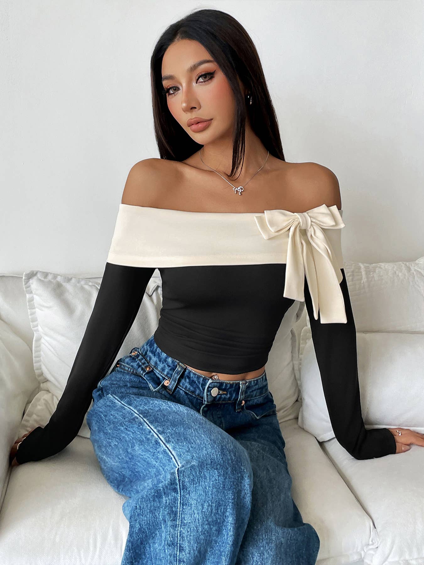 FASHION OFF-THE-SHOULDER BOW LONG-SLEEVED T-SHIRT