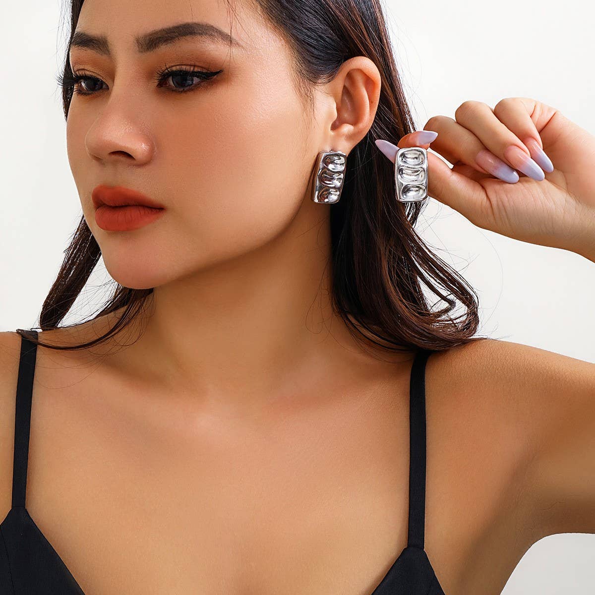 FASHIONABLE PUNK METAL STYLE GOLD EARRINGS