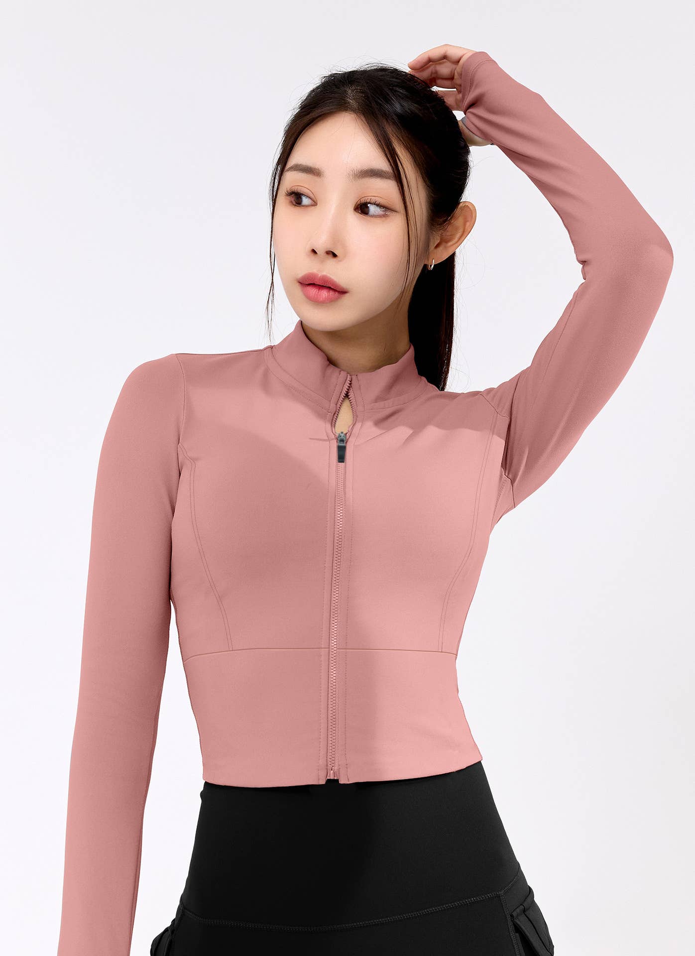 Highly elastic and quick-drying sports jacket