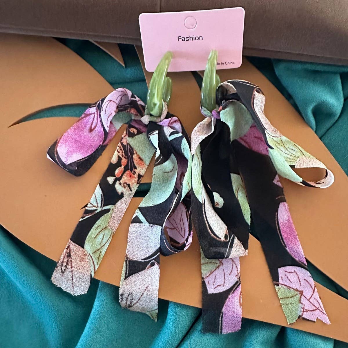 Boho Handmade Tassel Bow Earrings ??Long & Chic_CWMM6190