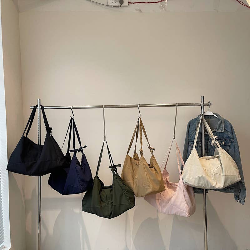 Large-capacity trendy casual single-shoulder bag