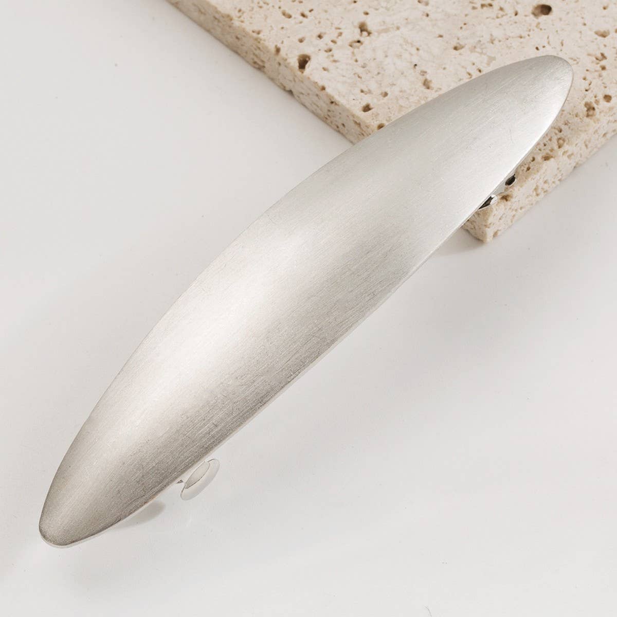 Brushed Metal Oval Spring Hair Clip ??Elegant Look_CWAHA6176