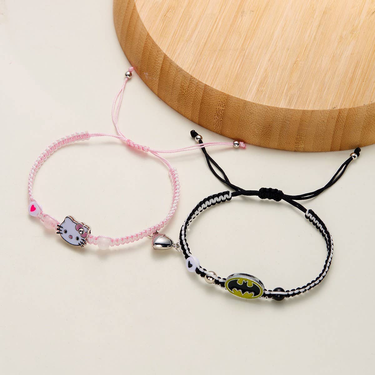 CWAJE2505_HALLOWEEN WOVEN HEART MAGNETIC COUPLE BRACELET