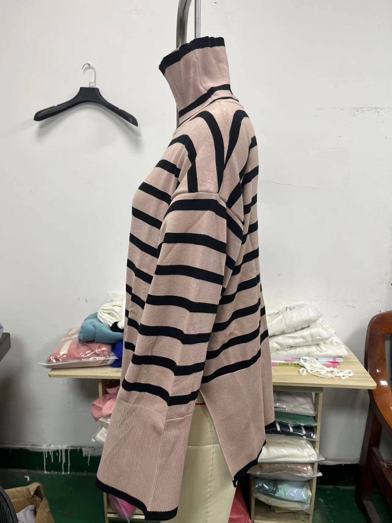 SLOUCHY STRIPED SWEATER WITH THICK TURTLENECK