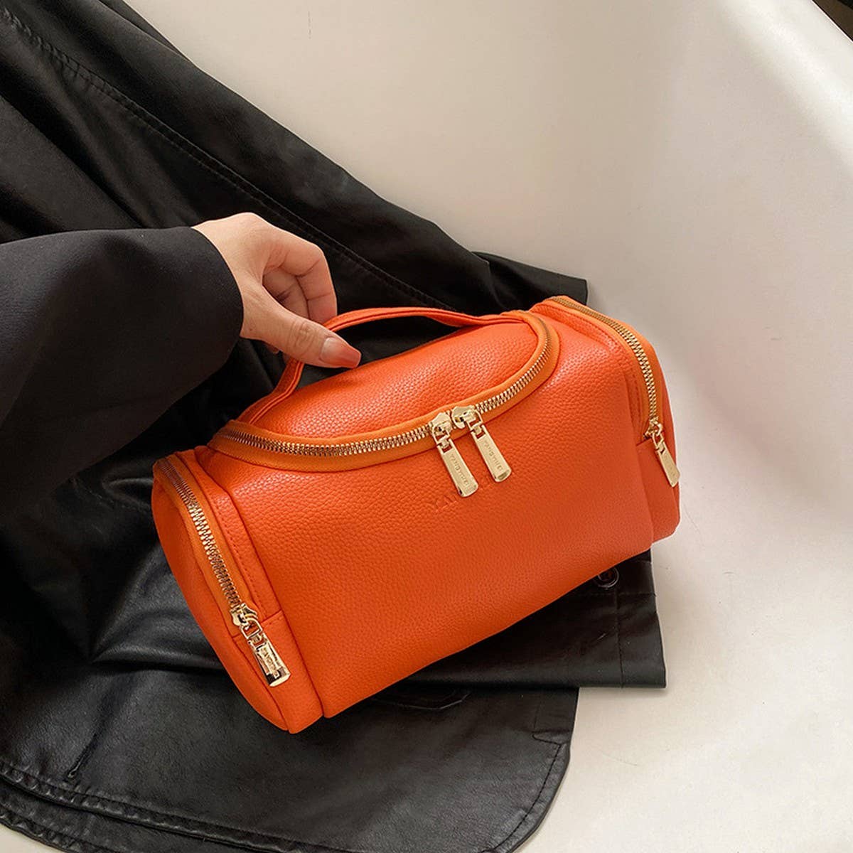 SOLID COLOR RETRO HIGH-GRADE PU COSMETIC BAG_CWAB4411