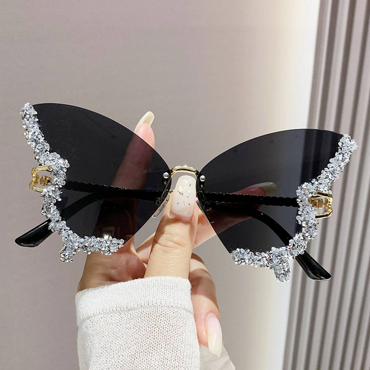 VINTAGE RHINESTONE BUTTERFLY SUNGLASSES