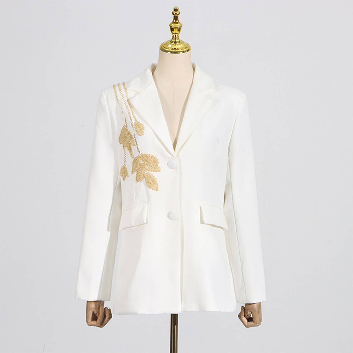 Fashionable Rhinestone Blazer with Elegant Design