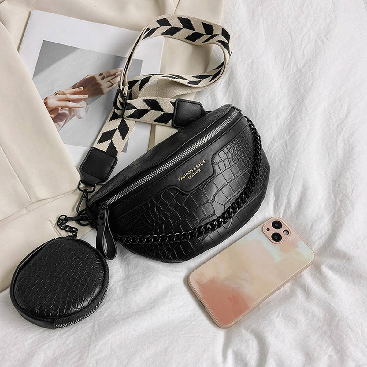 FASHIONABLE CROSSBODY CHEST BAG_CWAB2073