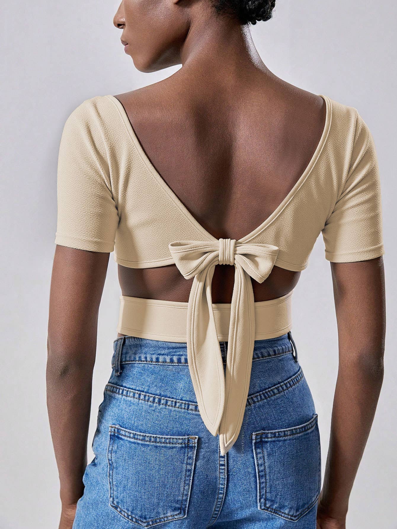 Fashion and simple short crop neck casual Top
