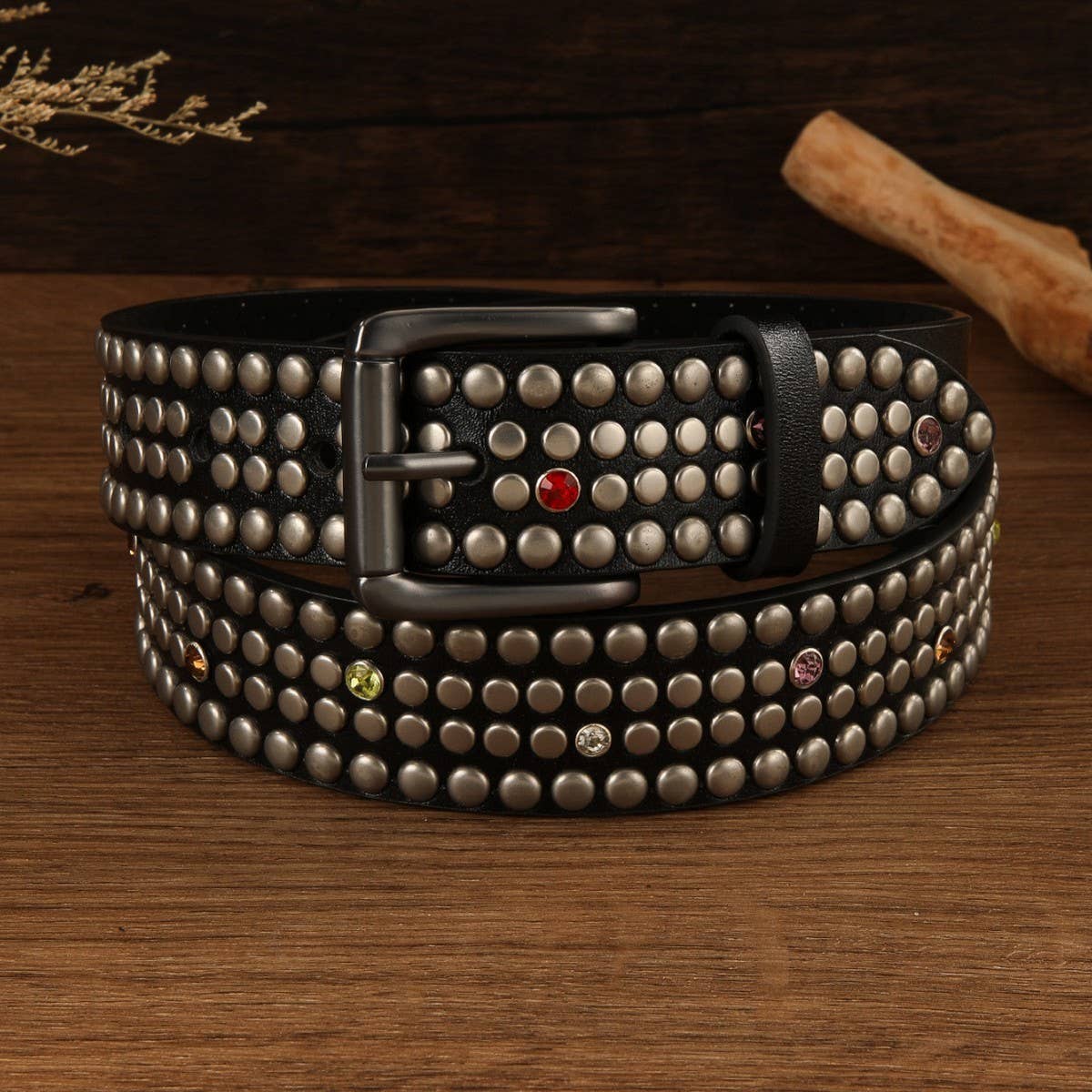 FASHIONABLE RIVET MUSHROOM STUD DIAMOND BELT
