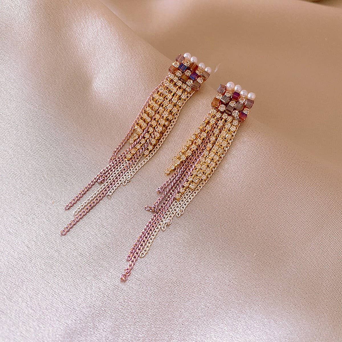 CRYSTAL TASSEL FASHION LIGHT LUXURY EARRINGS