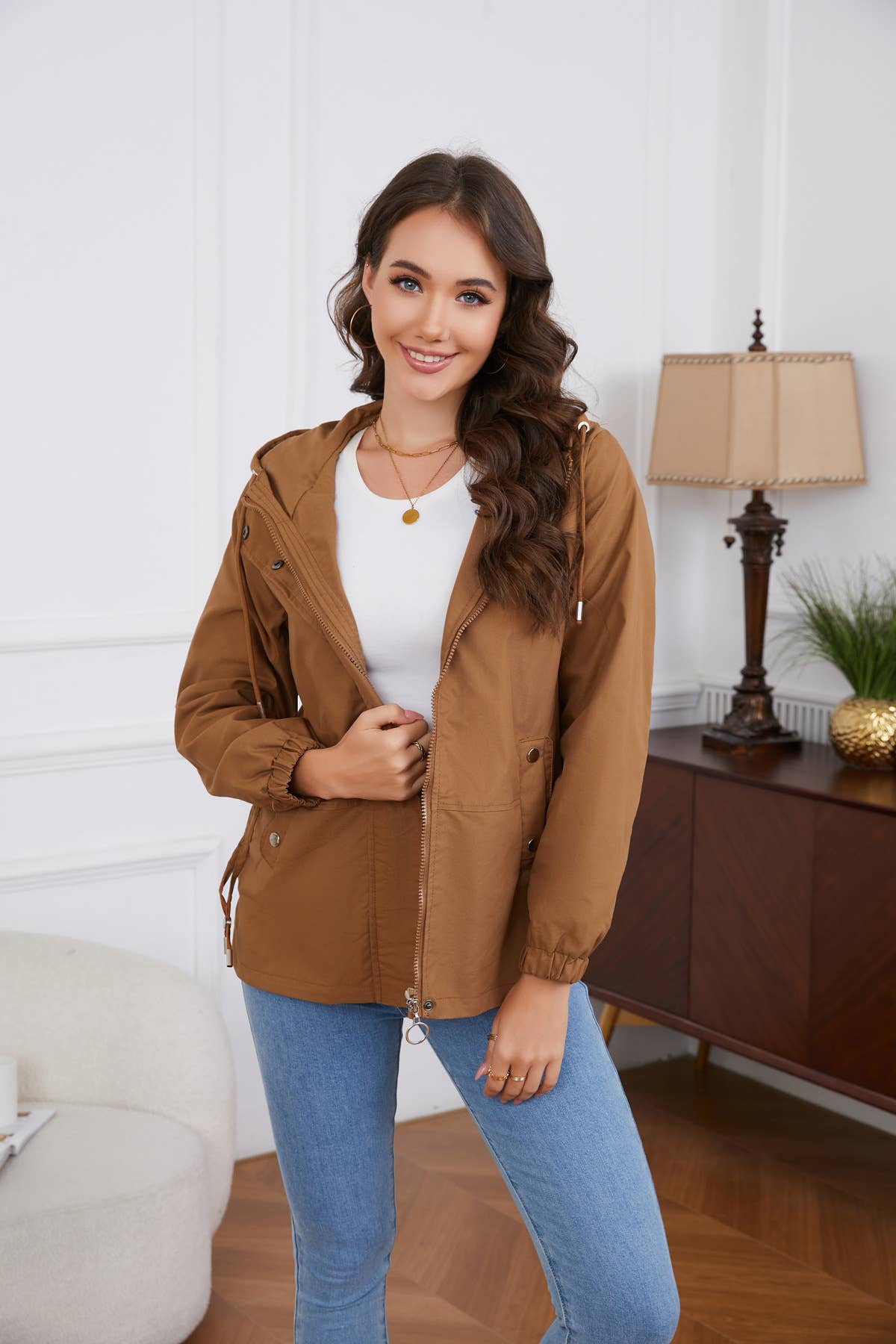 HOODED LONG-SLEEVED BASIC WINDBREAKER