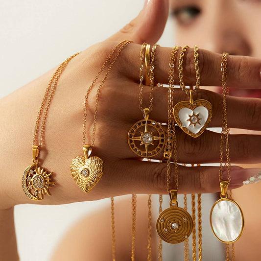 FRENCH FASHION VINTAGE STAINLESS STEEL NECKLACE