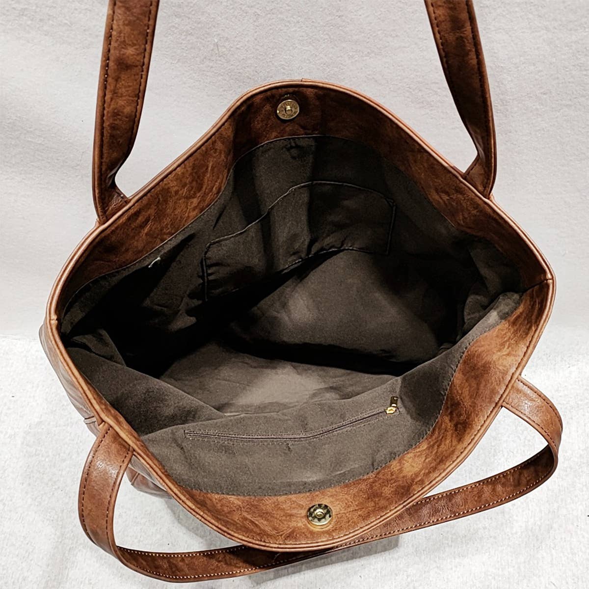 WOMEN RIVET CONTRAST SPLICING ONE SHOULDER HANDBAG_CWAB0564