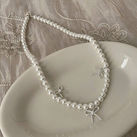 VERSATILE HIGH-END RETRO BOW NECKLACE FOR WOMEN