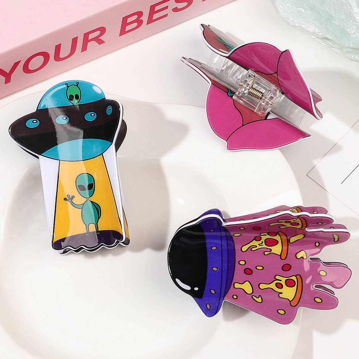 Halloween Alien Acrylic Hair Claw - Spooky Clip_CWAHA1633