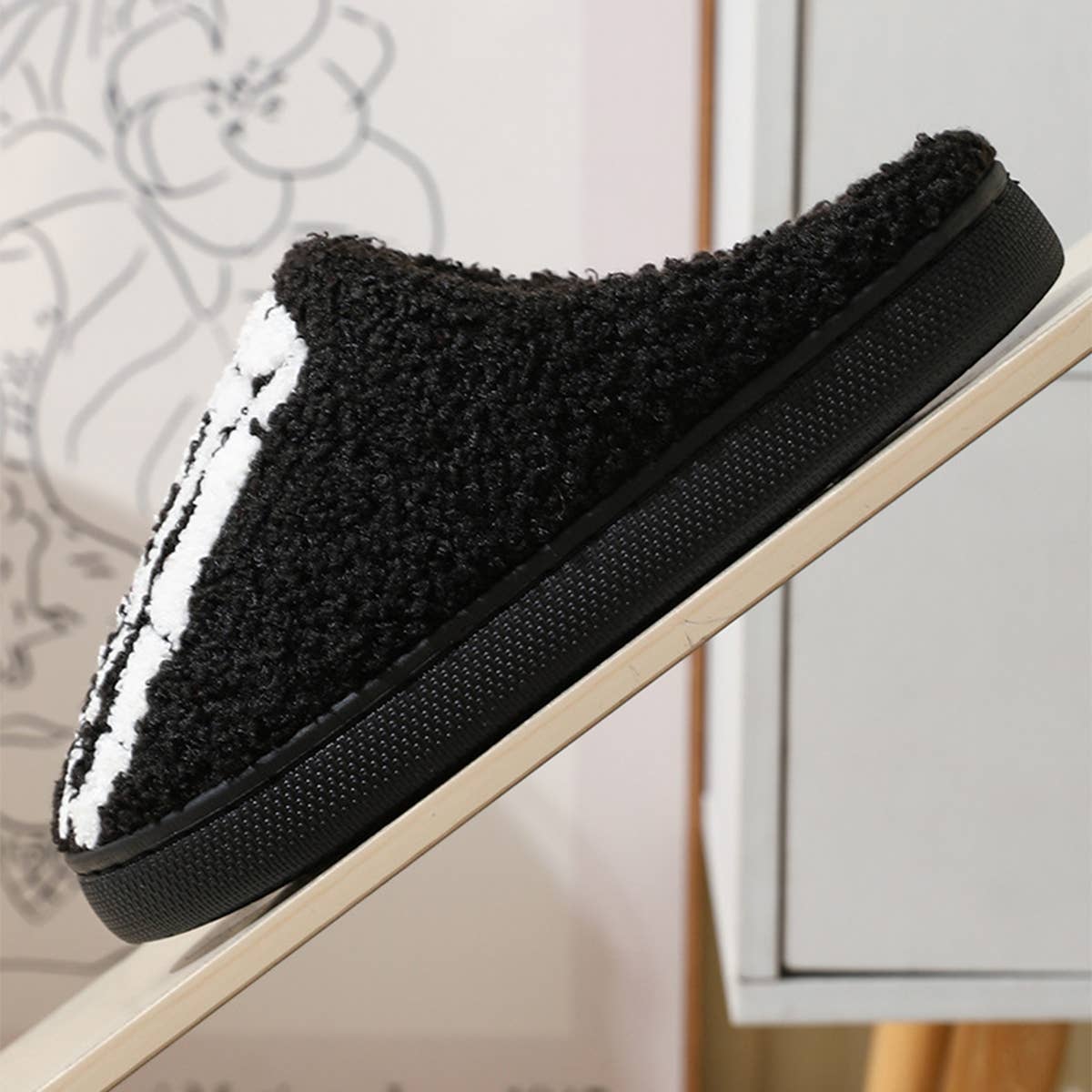 HALLOWEEN SKELETON HAND COTTON SLIPPERS