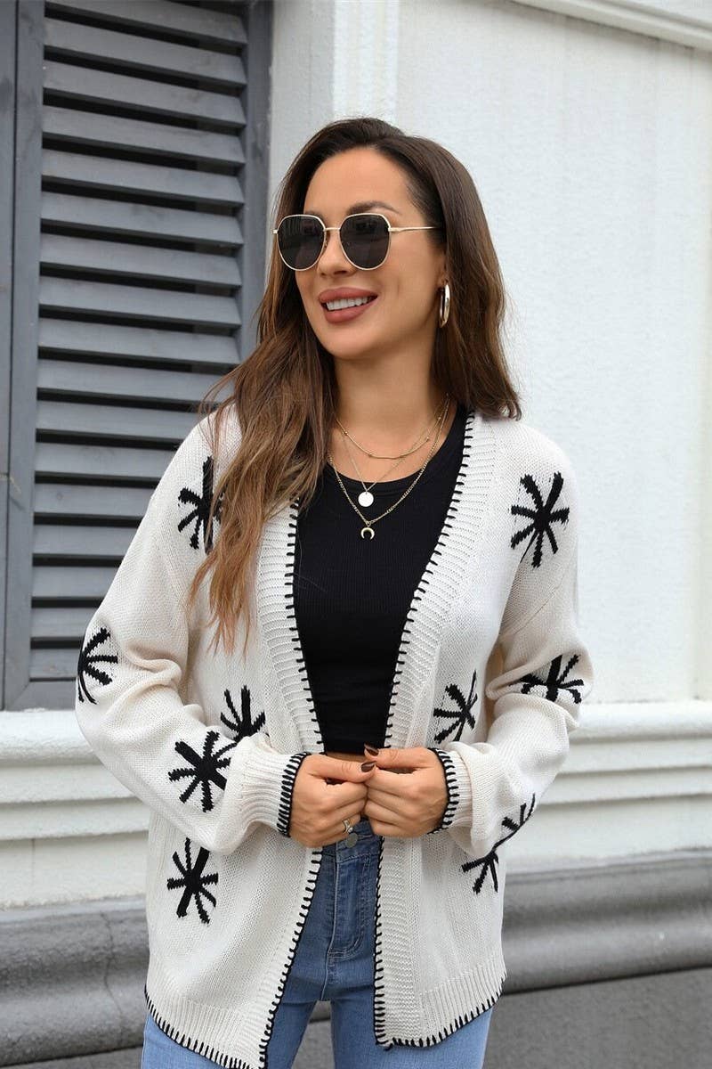 CWOCAL00802_BOAT NECK FLORAL JACQUARD KNIT CARDIGAN