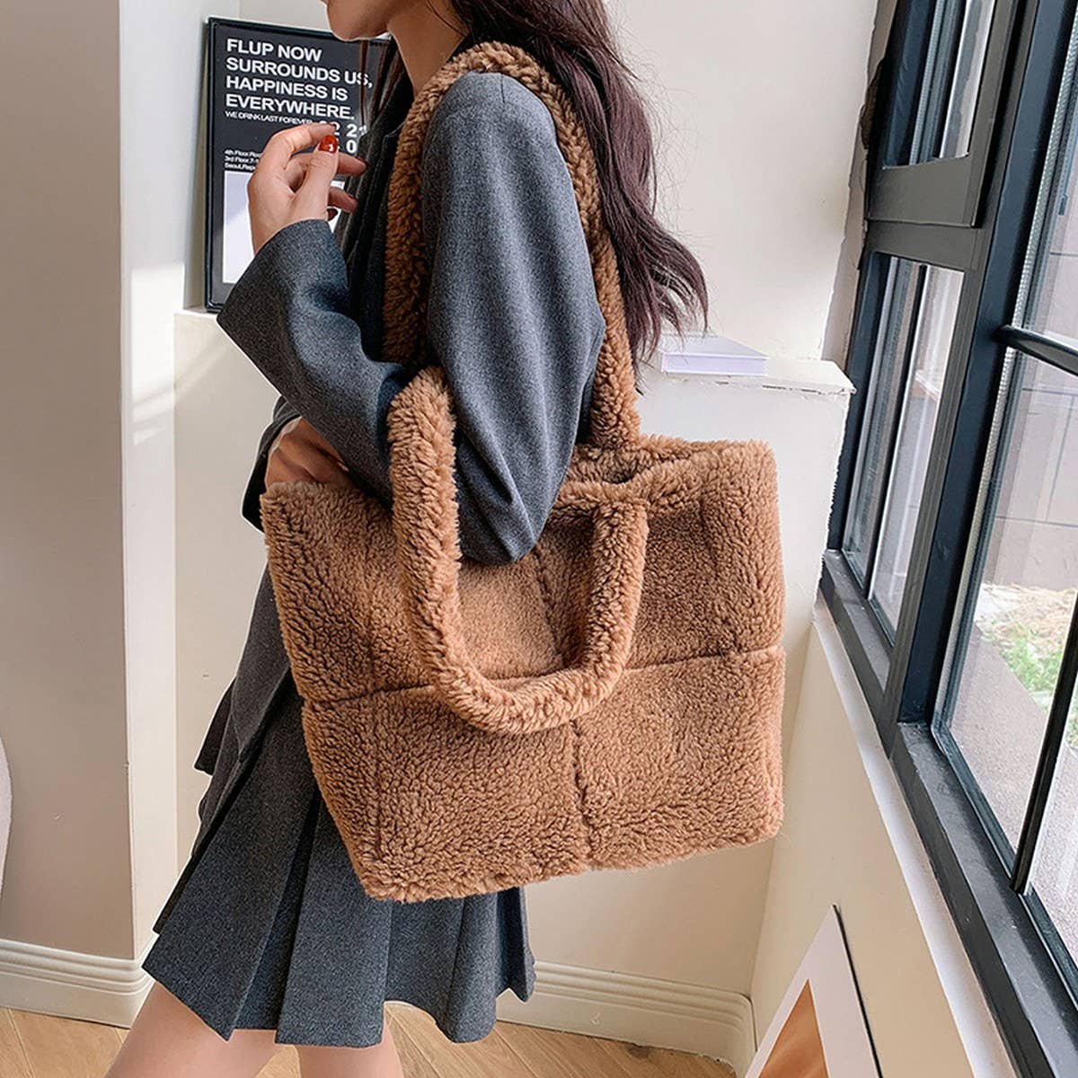 WINTER CHECKERED LAMB WOOL SHOULDER PLUSH BAG_CWAB3912