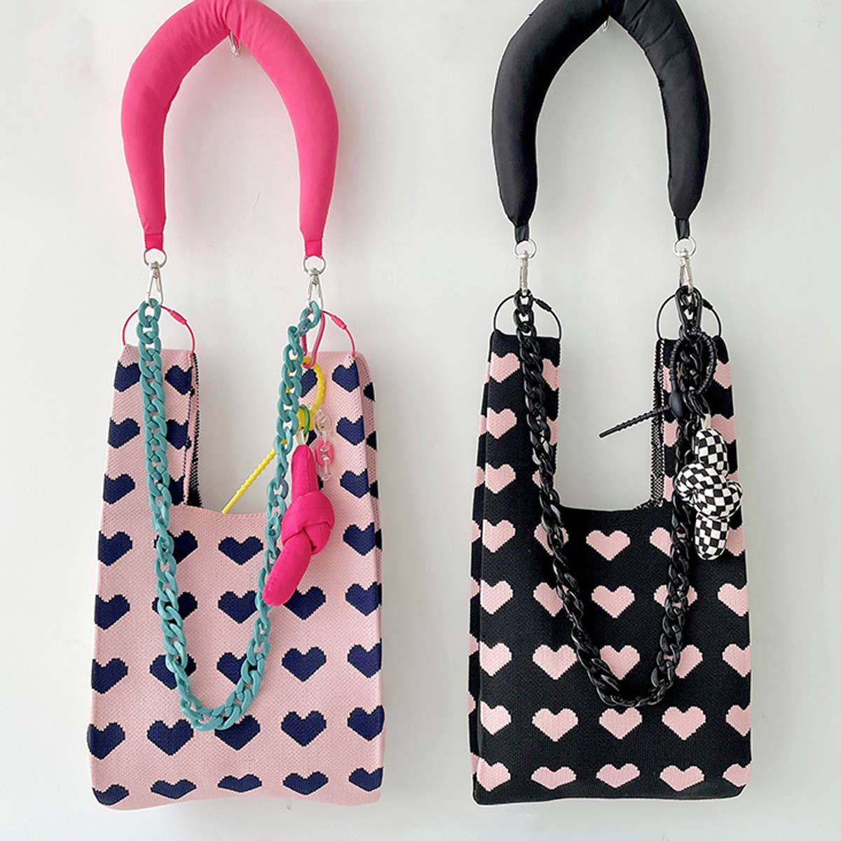 CONTRAST COLOR LOVE KNITTED TOTE BAG_CWAB1492