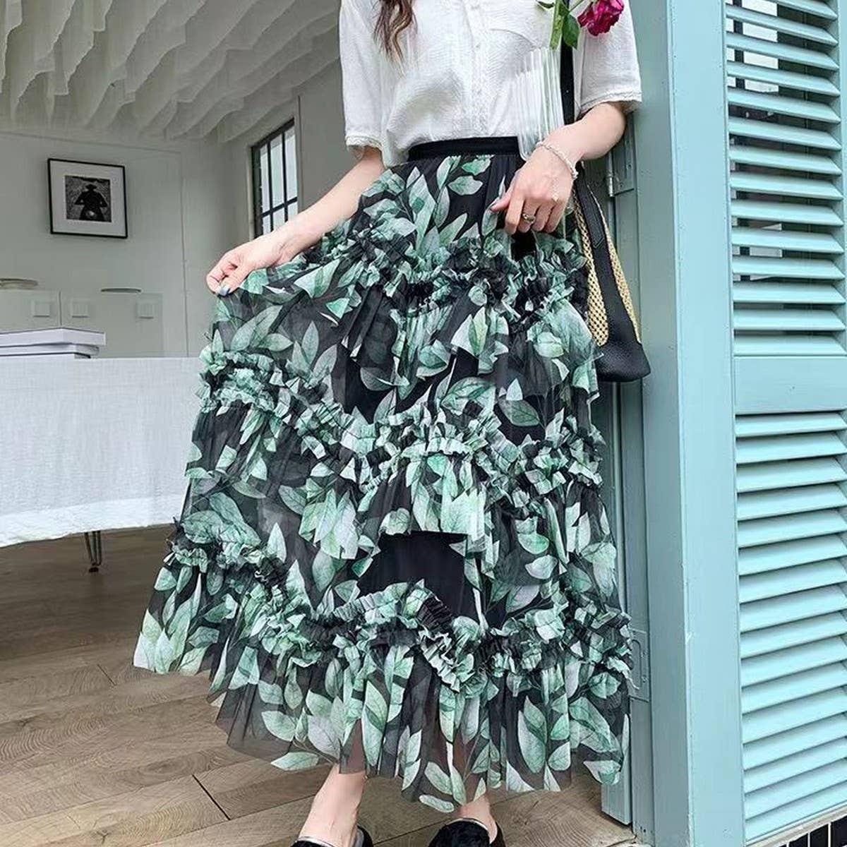 LAYERING TULLE SKIRTS WITH FLORAL PRINTS_CWBLS0400
