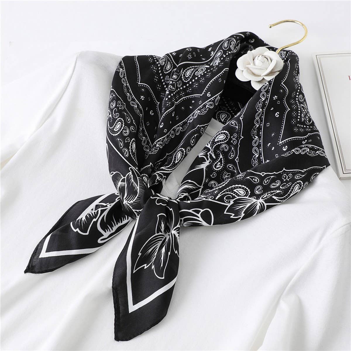 27in Paisley Lace Print Satin Square Scarf Women_CWASC1435