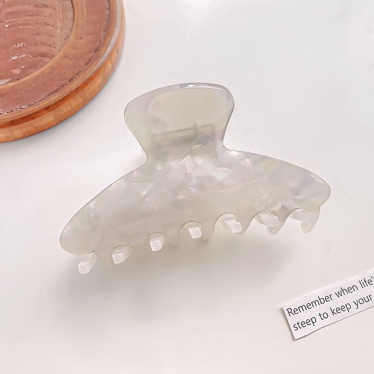 Acetic acid plate grip leopard print hair grip