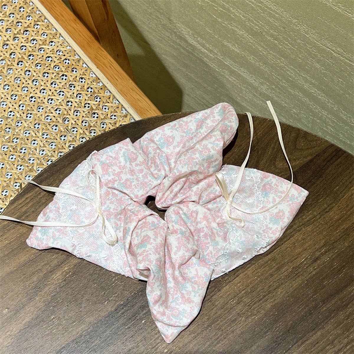 PINK LACE SQUARE SCARF SWEET HAIR ACCESSORIES_CWAHA3702