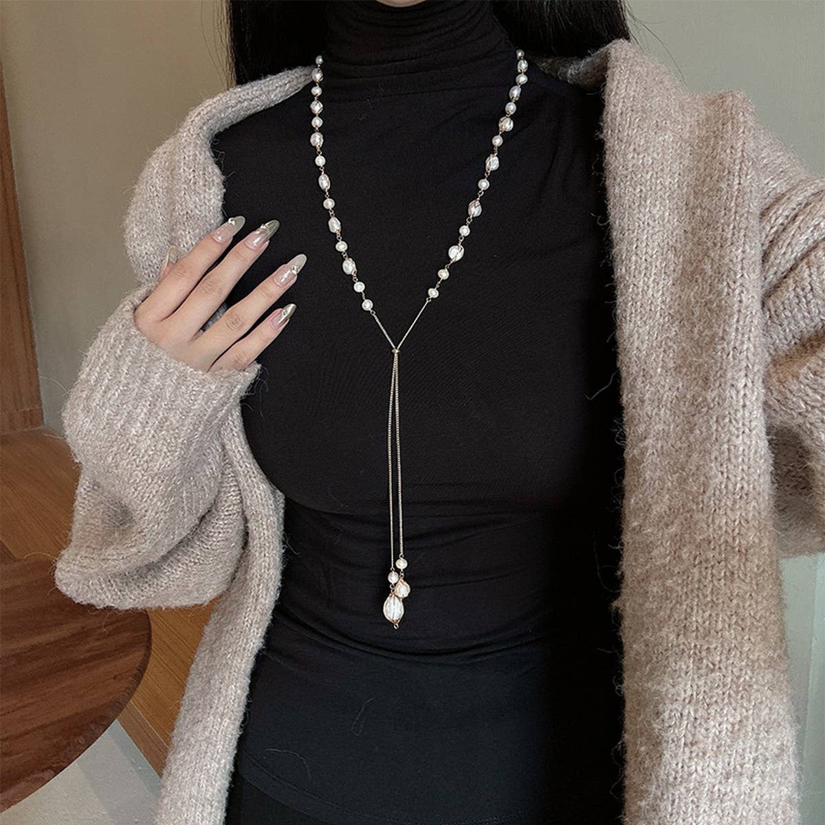 HIGH-END ALL-MATCH NATURAL PEARL SWEATER NECKLACE