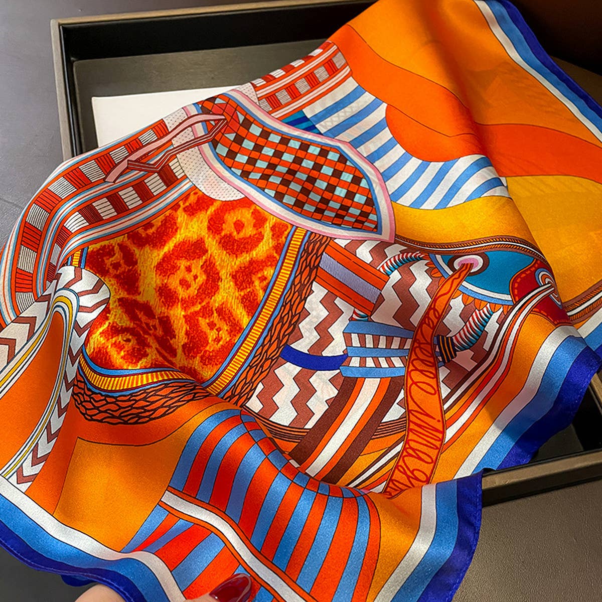 53cm Vintage Print Silk Blend Scarf for Women_CWASC0625