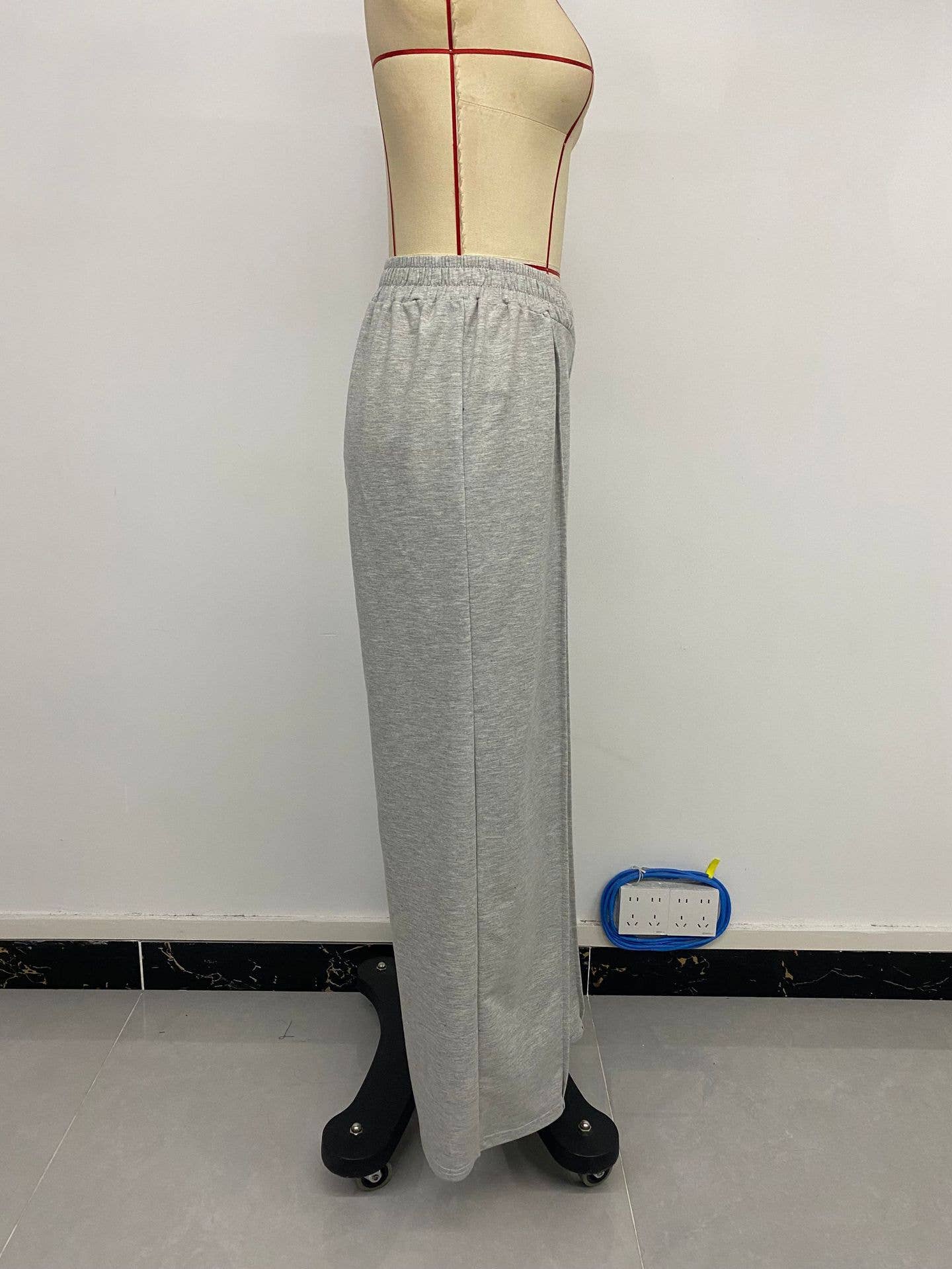 V-shaped high-waisted patchwork wide-leg pants