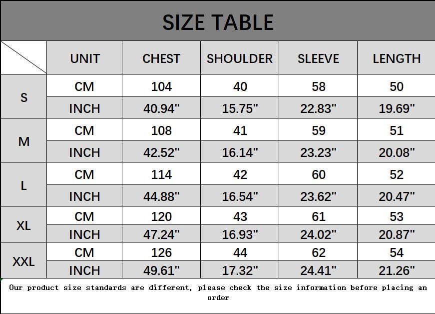 A short coat with a color block and a button