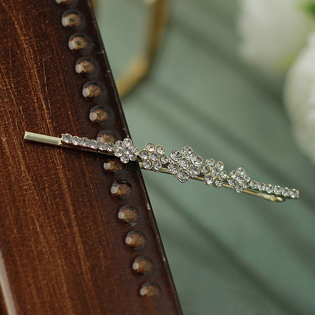 SHIMMERING LOVE HAIR PIN WITH SPARKLING DIAMONDS_CWAHA1207