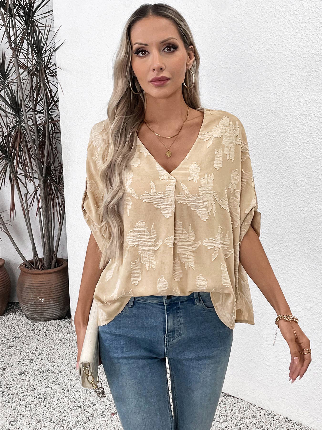 Jacquard commuter Bat sleeved loose V-neck shirt