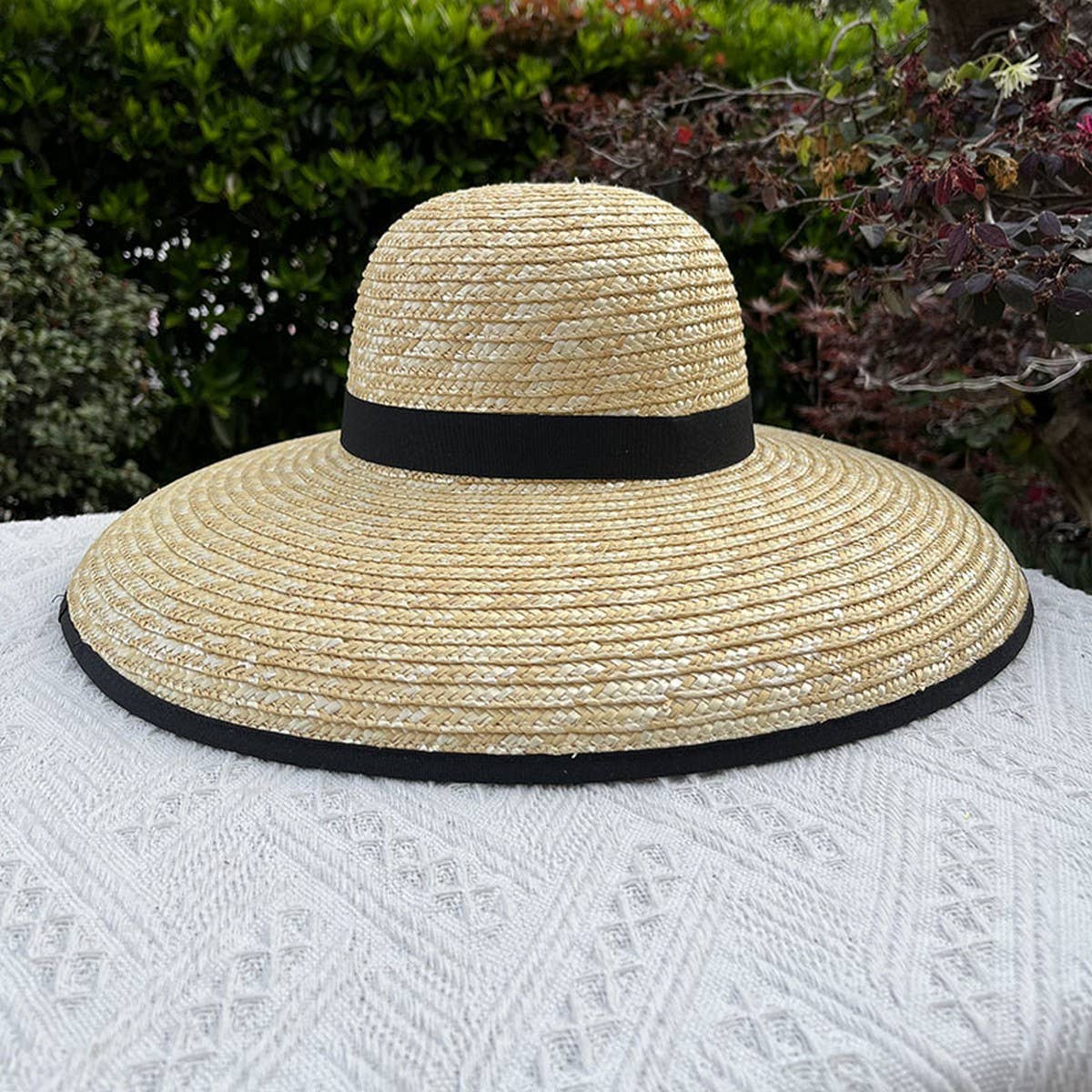 LARGE BRIM STRAW HATS FOR WOMENS BEACHWEAR_CWAH1157