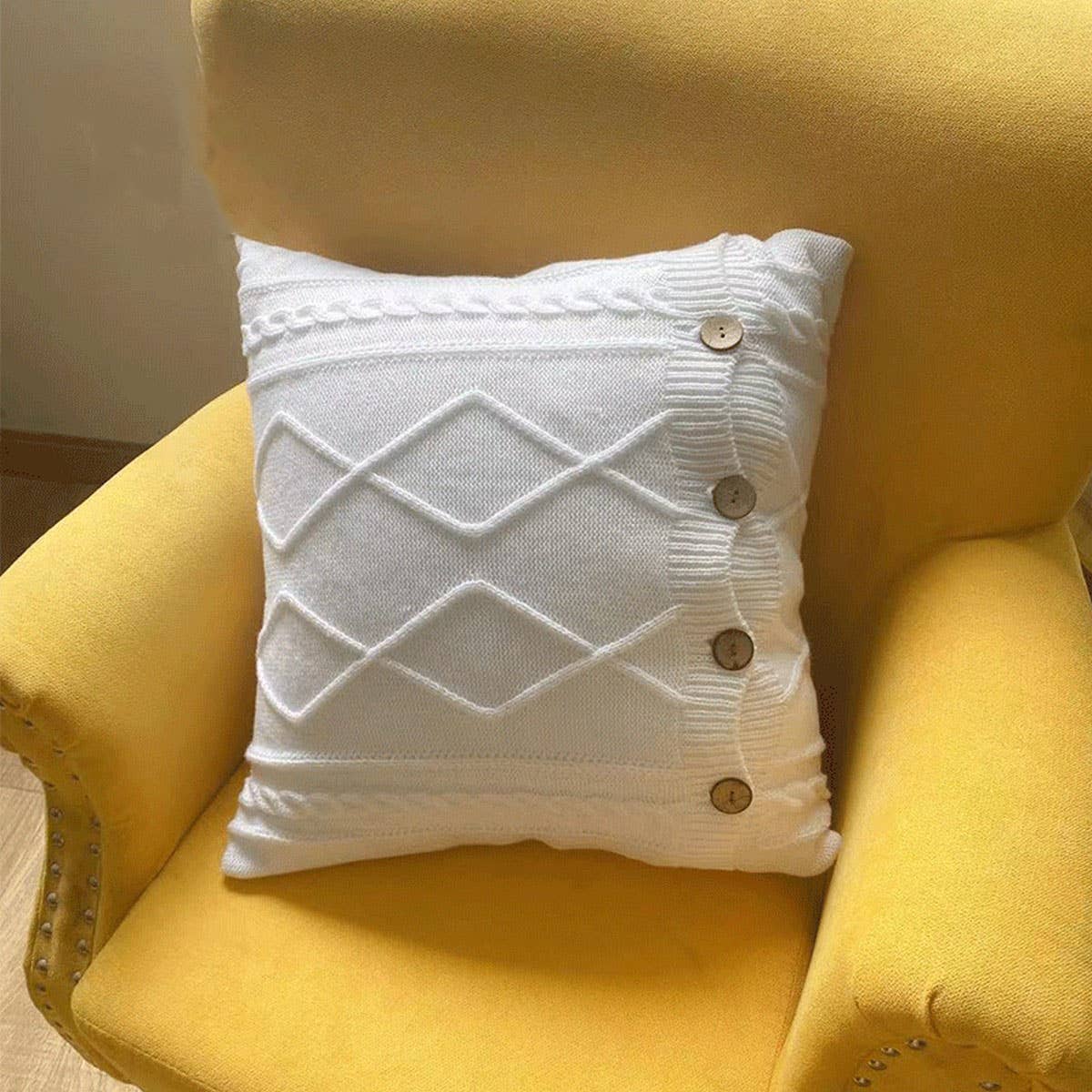 DIAMOND PATTERN TWIST BUTTON PILLOW CAR CUSHION