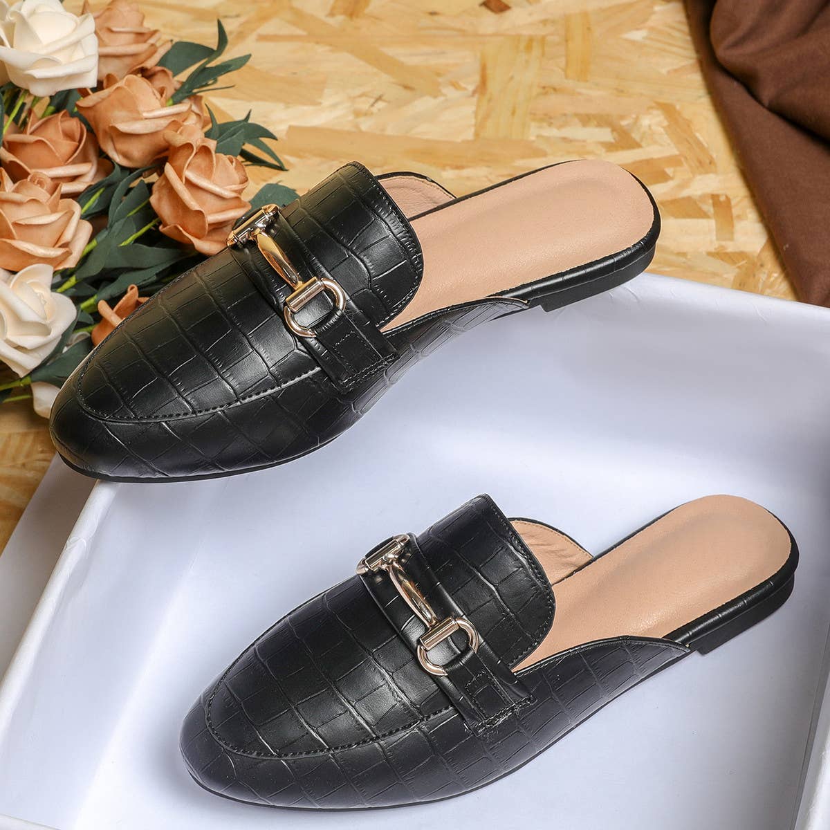 WOMEN LARGE SIZE CROCODILE LEATHER FLAT MULES