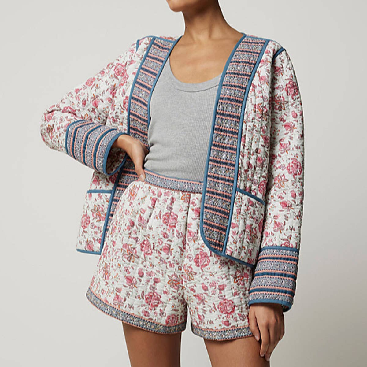 V-NECK CARDIGAN COLORBLOCK PRINT QUILTED JACKET