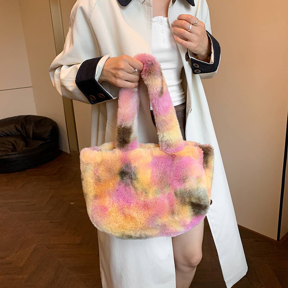 WINTER SINGLE SHOULDER HANDBAG FASHIONABLE PLUSHBAG_CWAB4013