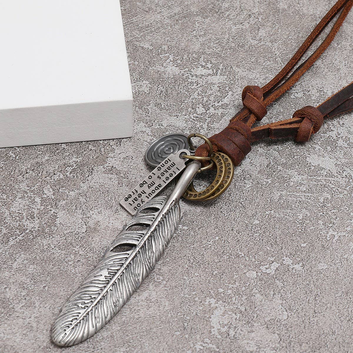 MEN'S PERSONALIZED SIMPLE FEATHER LEATHER NECKLACE