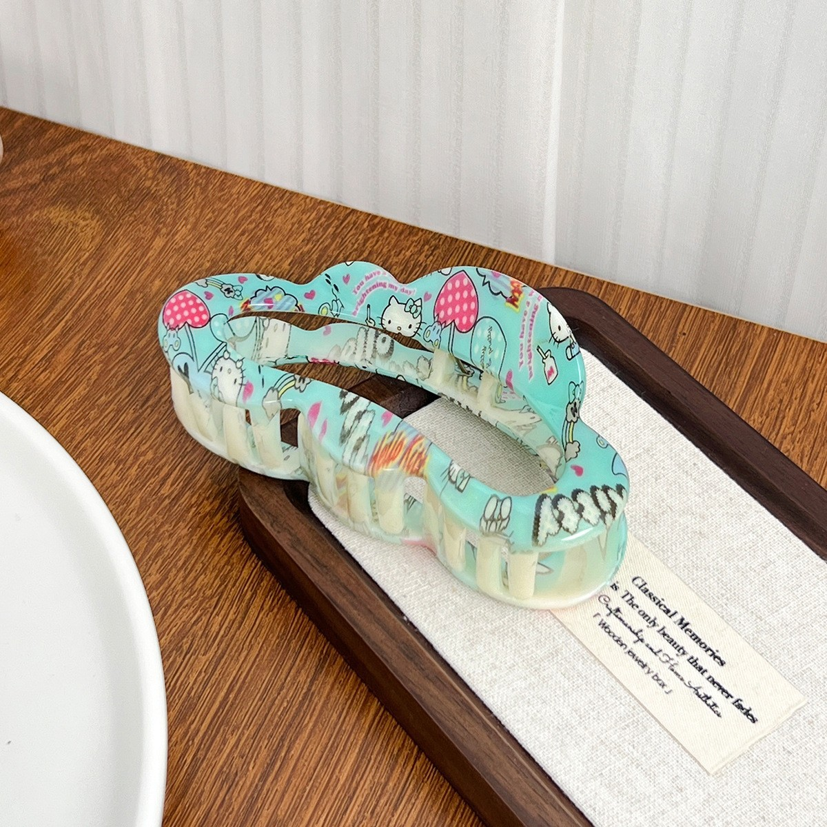 Vintage Floral Claw Clip ? Elegant Chinese Grip