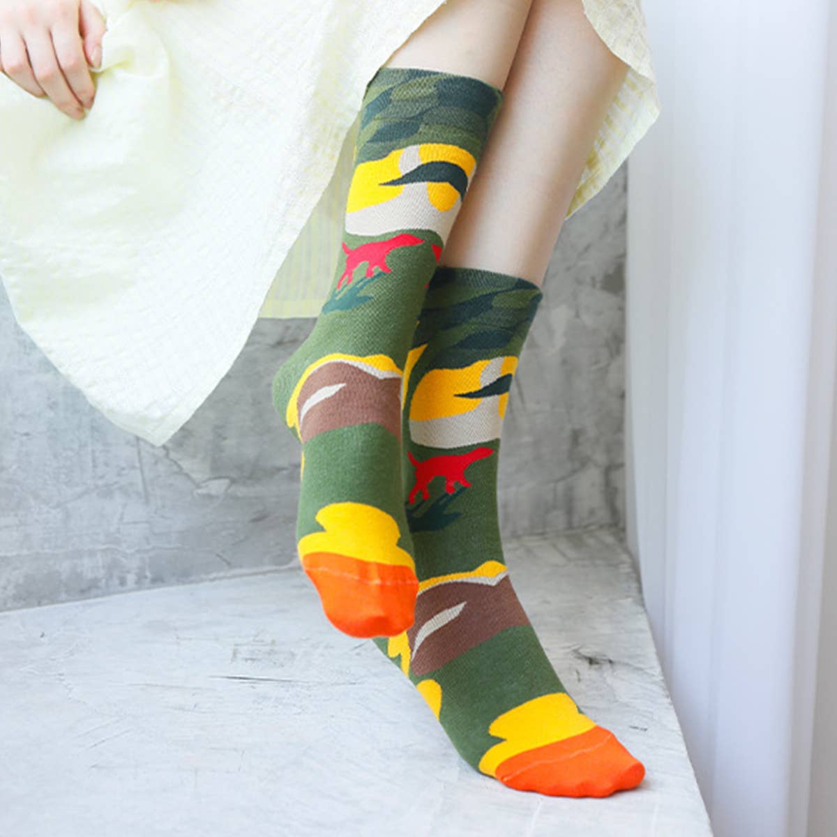 CASUAL BREATHABLE PERSONALIZED SOCKS_CWMS0178
